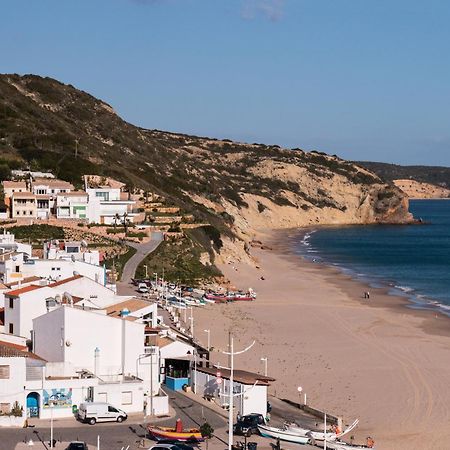 Newly Renovated 2 Bedroom Townhouse - Close To Salema Beach Eksteriør bilde