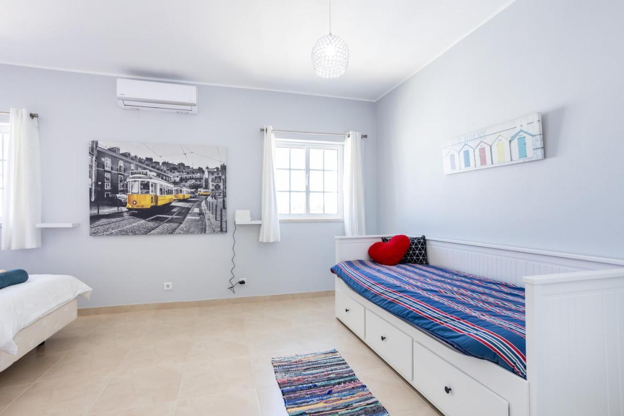 Newly Renovated 2 Bedroom Townhouse - Close To Salema Beach Eksteriør bilde
