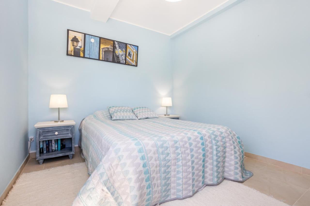Newly Renovated 2 Bedroom Townhouse - Close To Salema Beach Eksteriør bilde